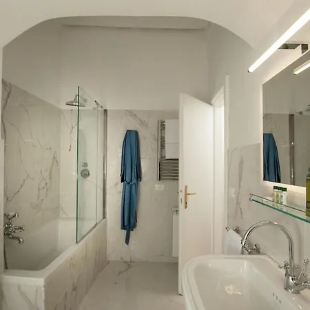 Belsiana House 4*